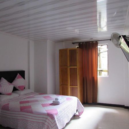 Hotel Brasilia Vaupes Mitu Exterior photo